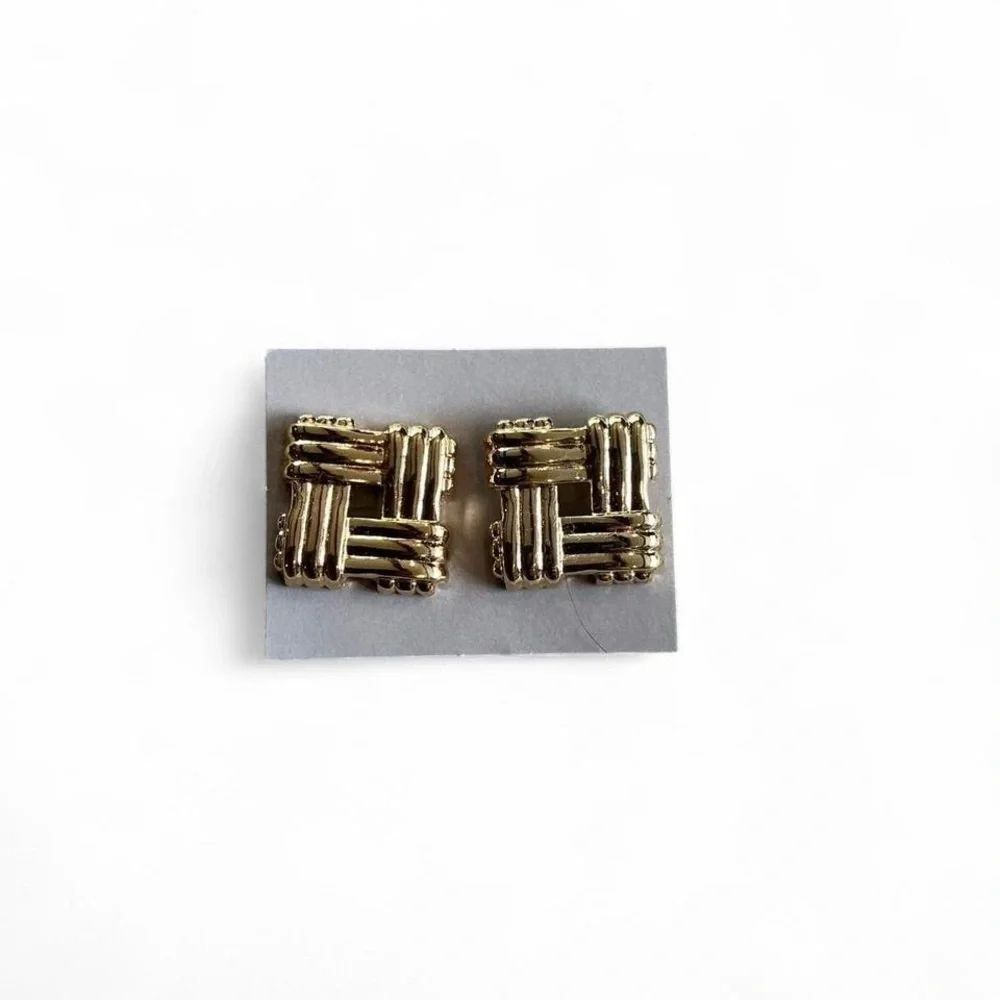 Vintage Avon‎ Earrings